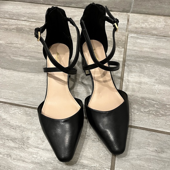 ALDO Black Heels - Picture 2 of 4